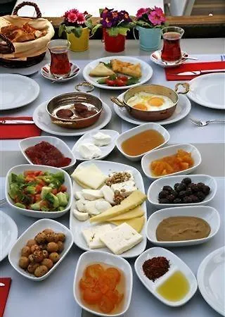 Alpehytte Beyzade & *