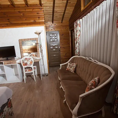 Beyzade & シャレー