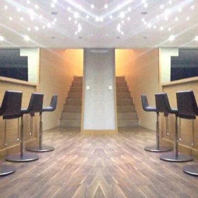 Beyzade & シャレー